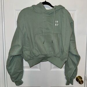 1987 Sage Green Women's Cropped Hoodie